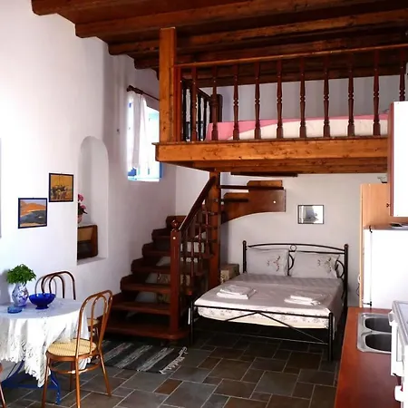 Floras And Apartment