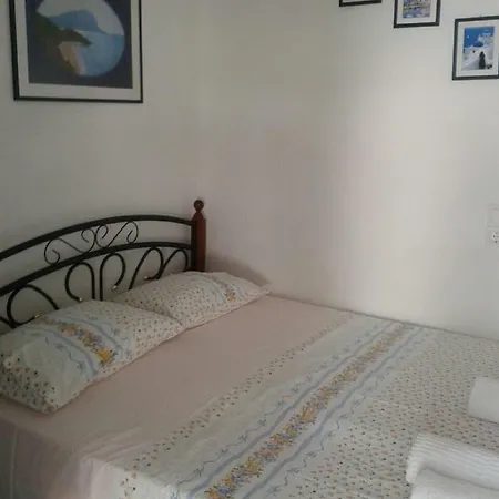 Floras And Apartment *